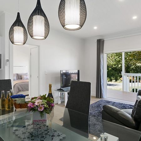 The Retreat Luxury Garden Villa Taupo Luaran gambar