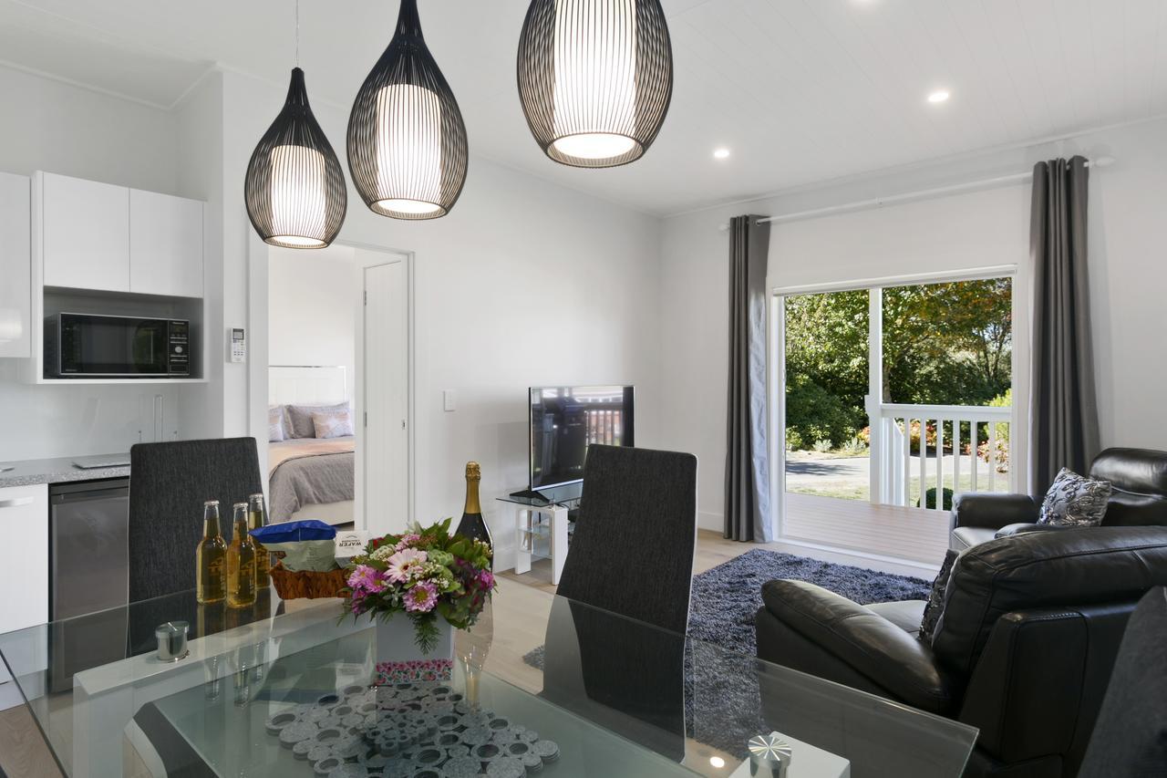 The Retreat Luxury Garden Villa Taupo Luaran gambar